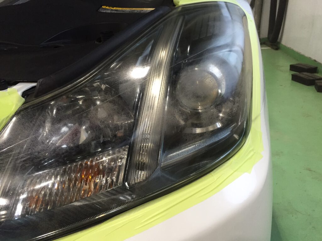 クラウン ヘッドライトリペア 札幌で車の内装修理ならトータルリペアかけはし